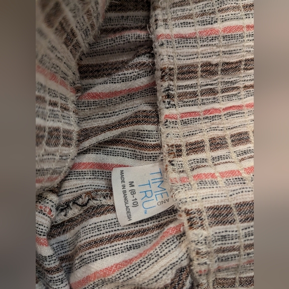 Bundle of M wide leg capris - Picture 9 of 16